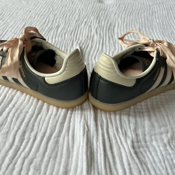 adidas Samba OG "Black Pink Ribbon Laces", Sz. 5.5 - Picture 3 of 7